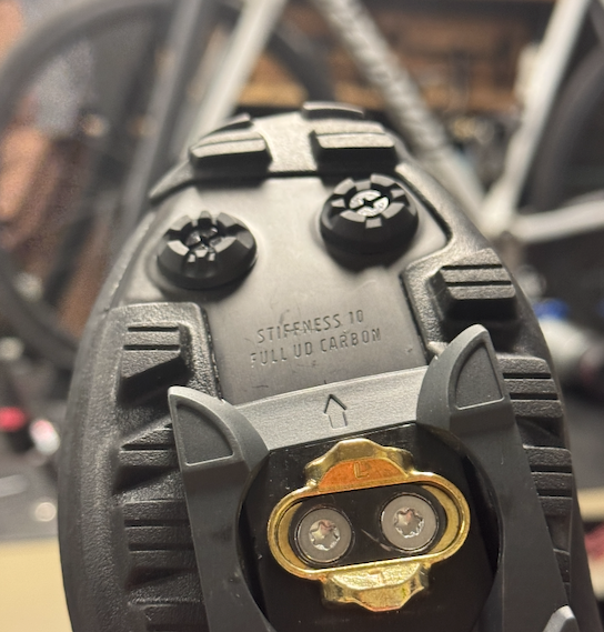 MY LEG DISCREPANCY + FIXING THE BACK PAIN