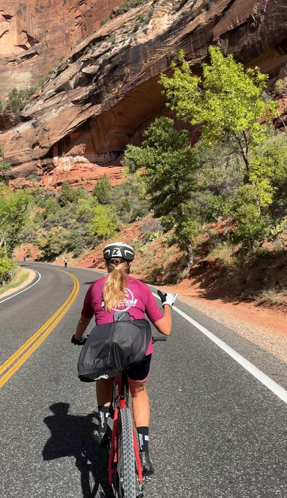 NEVER TRUST A SKINNY SERVER