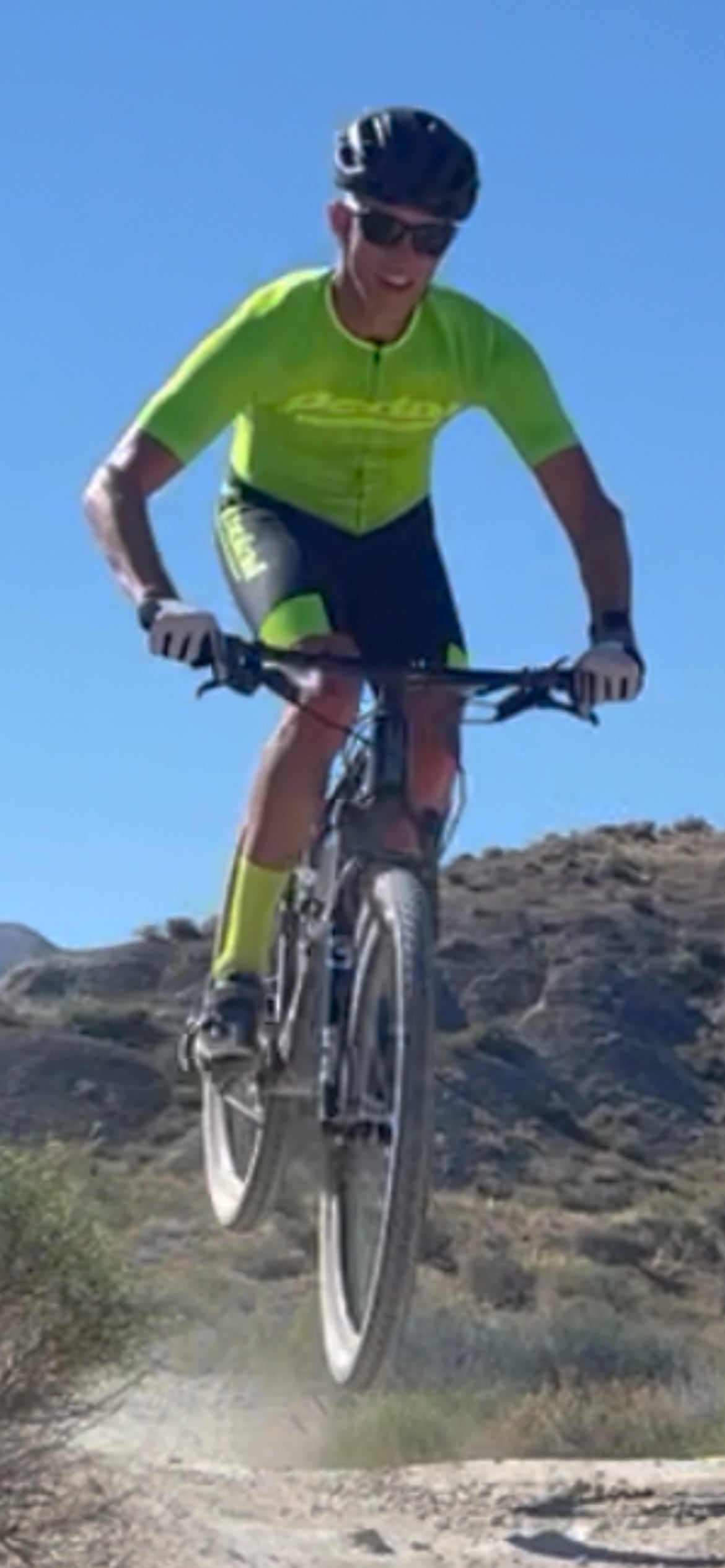 THE INCREDIBLE BEING OF WEIGHTLESSNESS