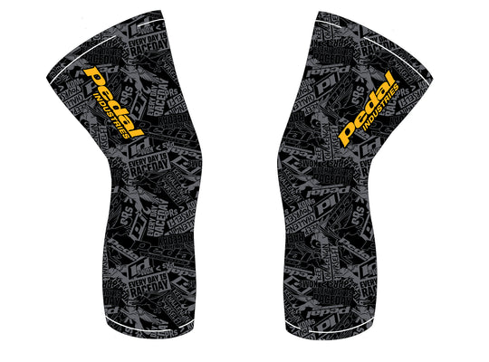 Among The Wolves 2023 KNEE WARMERS 2.0 NIGHT