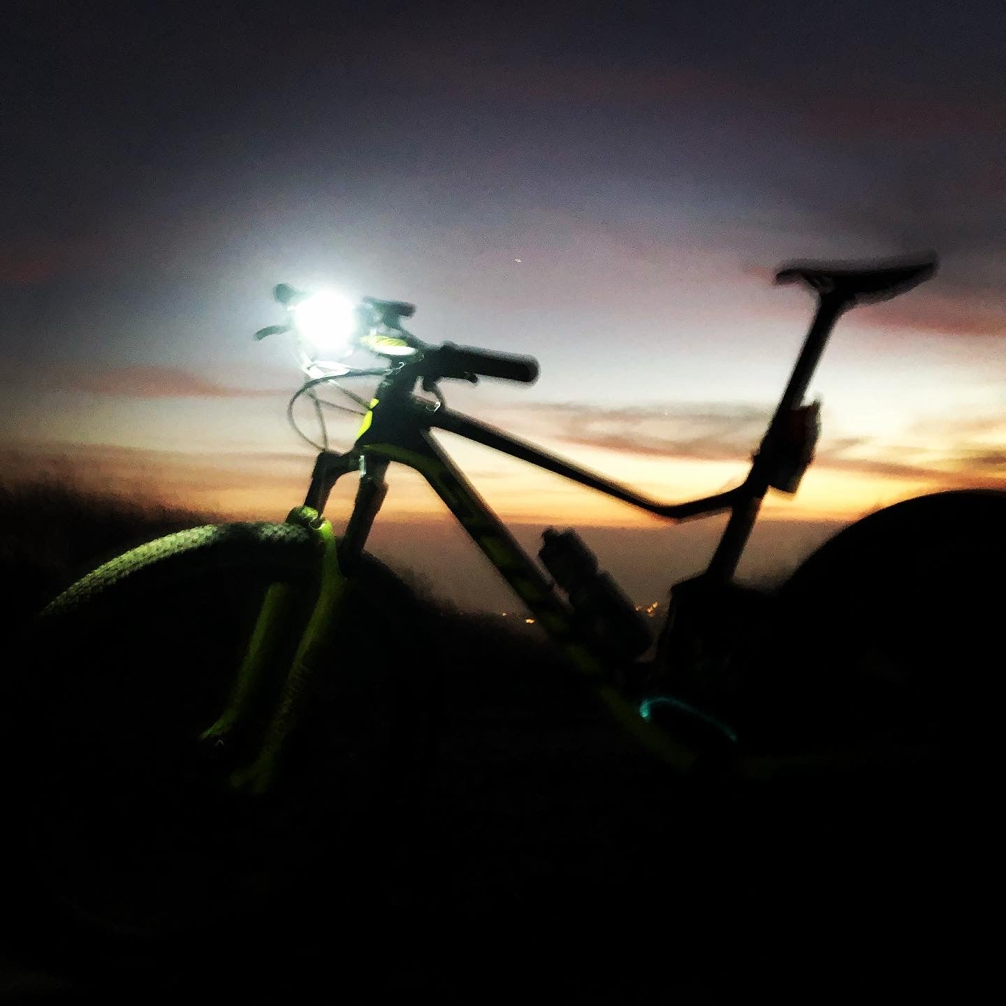 HOT LAPS, COLD NIGHT.