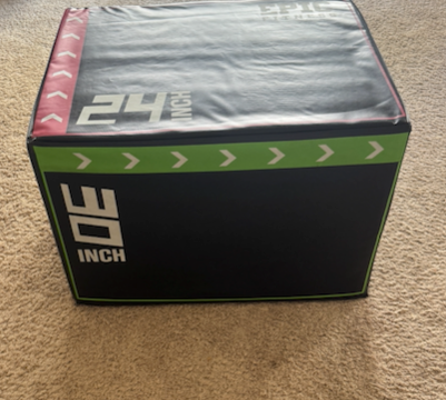 SQUATS VS BOX JUMPS... WHICH IS BETTER?